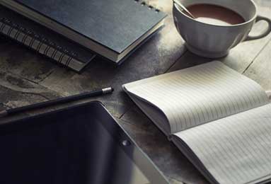 NBA焦点战：费城76人对阵篮网，恩比德欧文对决演绎防守反击之战